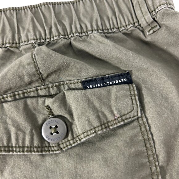 Social Standard by Sanctuary Shorts Womens XXL Green Casual Roll Tab Cuff - Picture 3 of 9